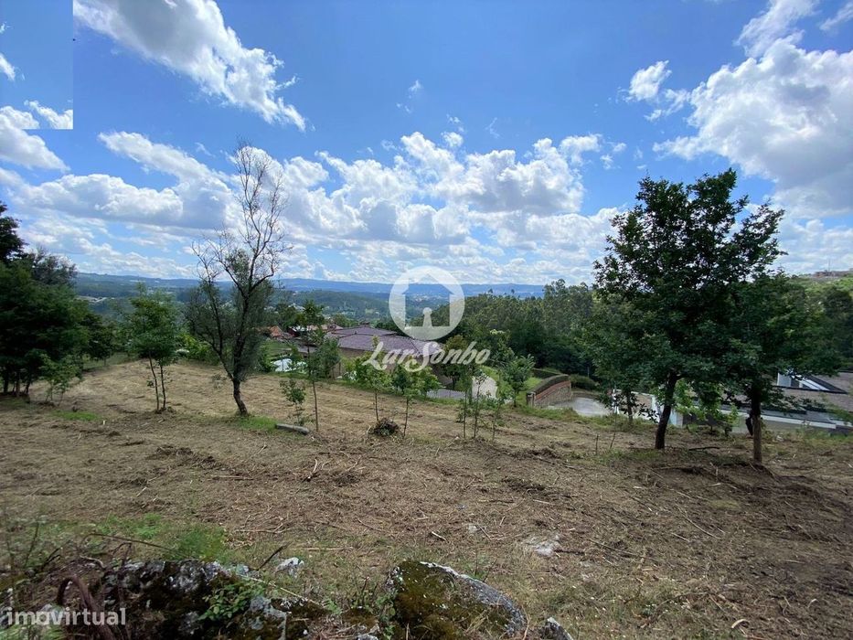 Terreno agrícola c/ 1.520m2 em Passos Fafe