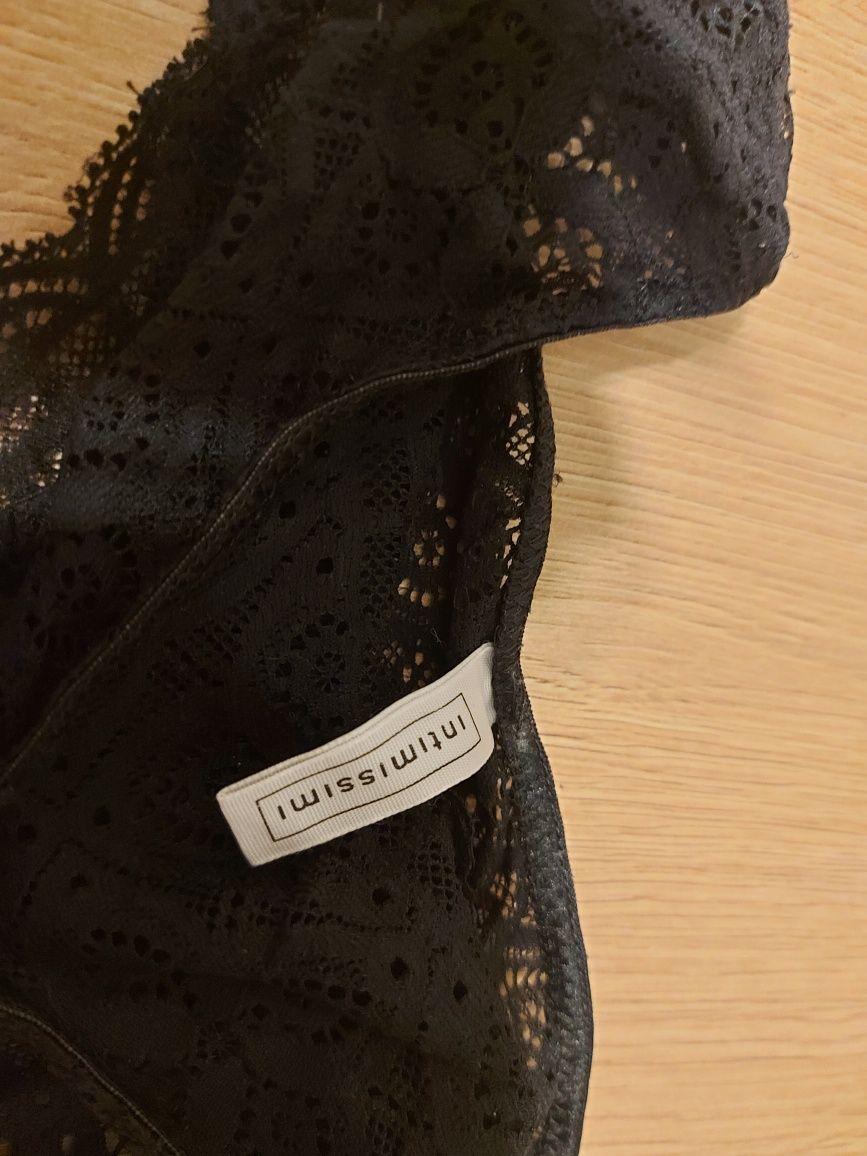 Nowe bez metki stringi Intimissimi
