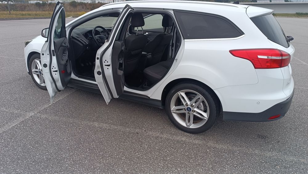 Ford focus 1.0 Titanium