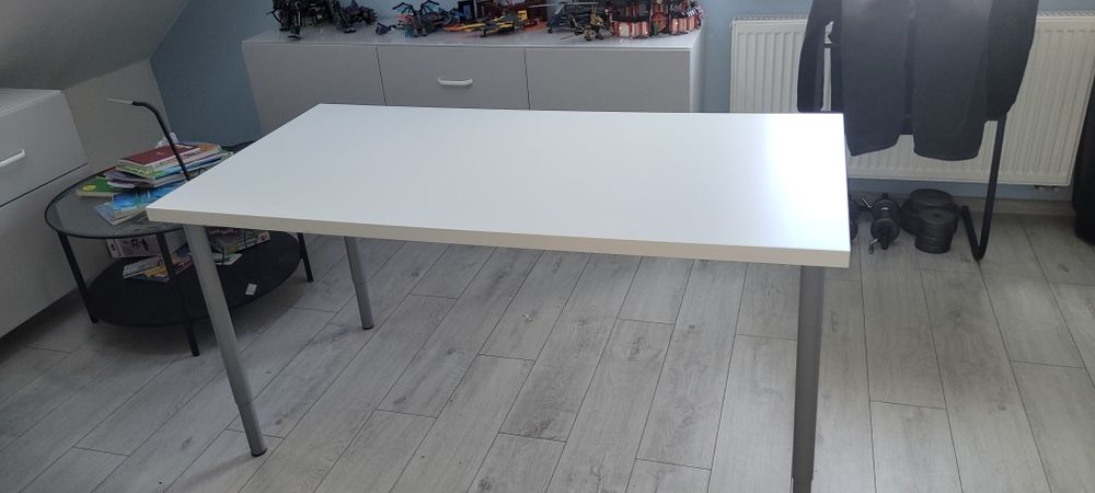 IKEA białe biurko 150x75cm, regulowana wysokość 60/90cm