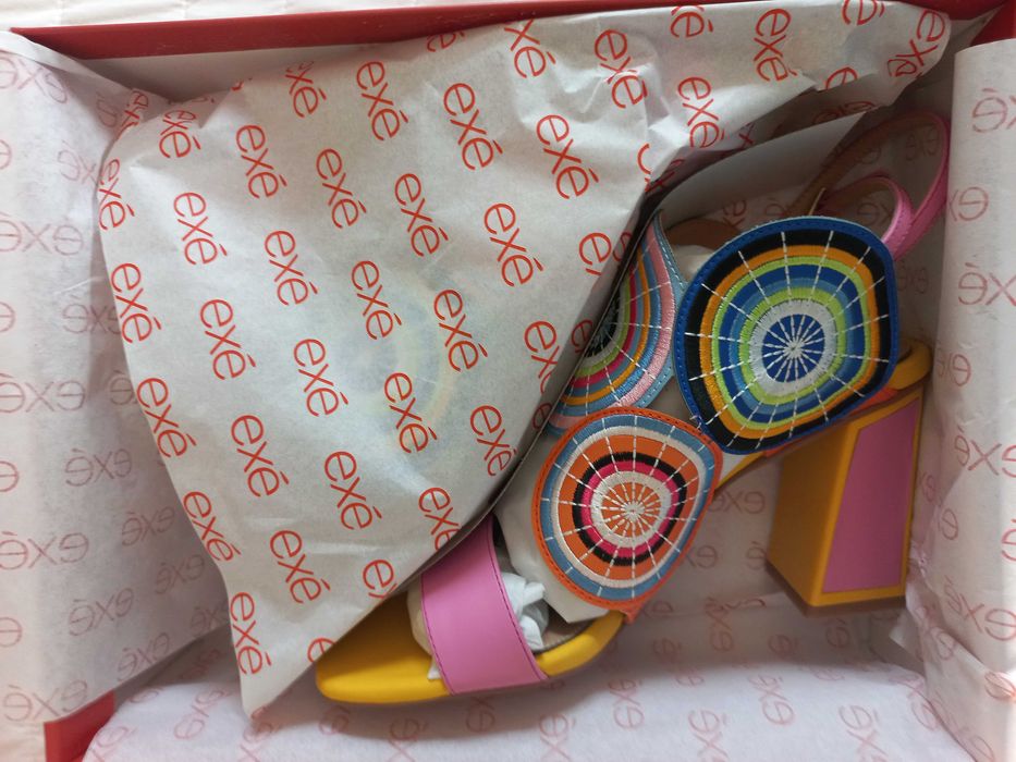 Sandálias Novas e lindíssimas da Exé