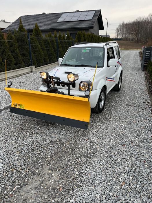 Suzuki Jimny 1.5 DDIS + 4x4 zarejestrowany W PL JAKO SPECJALNY