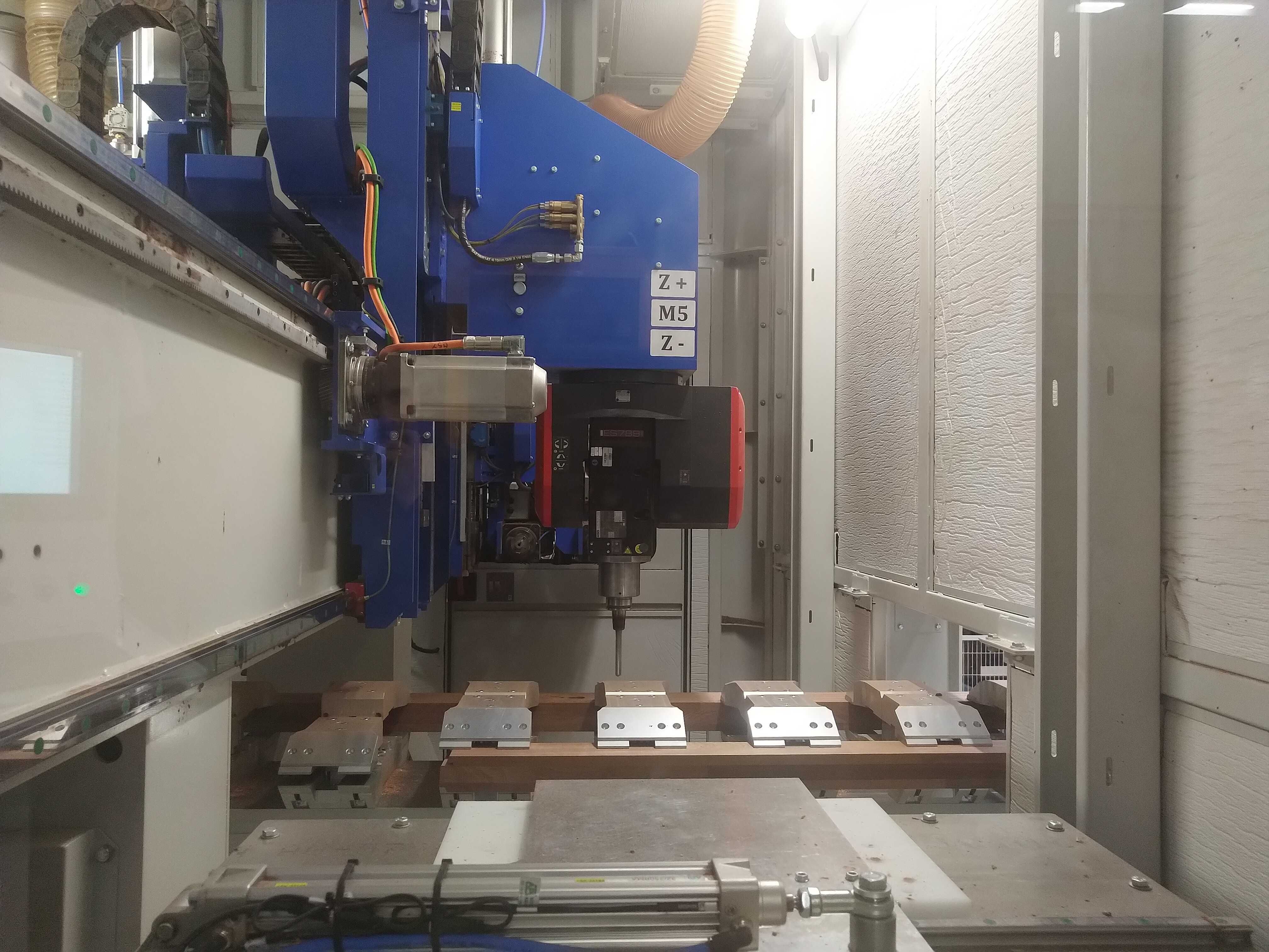Multi centrum CNC BOS Windowmaster 10 do okien i drzwi