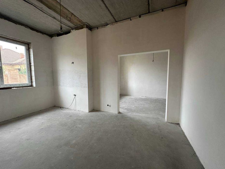 Предлагается к продаже дом под чистовую отделку в Совиньон-2.