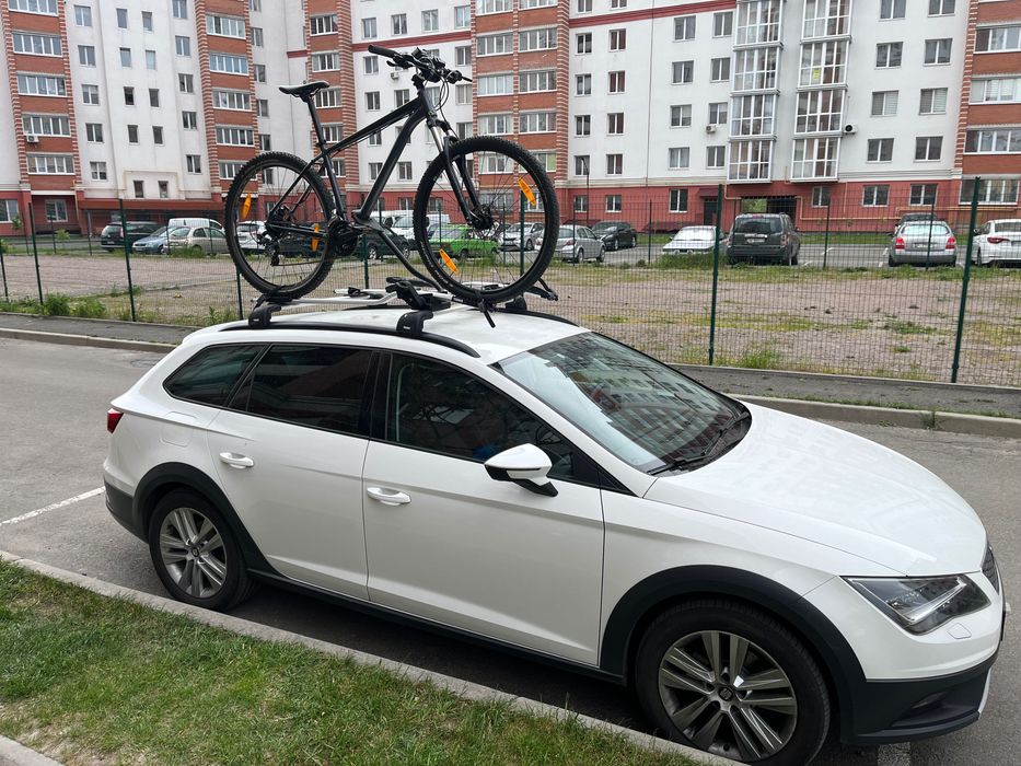 Поперечини на ваш CUPRA SEAT багажник thule