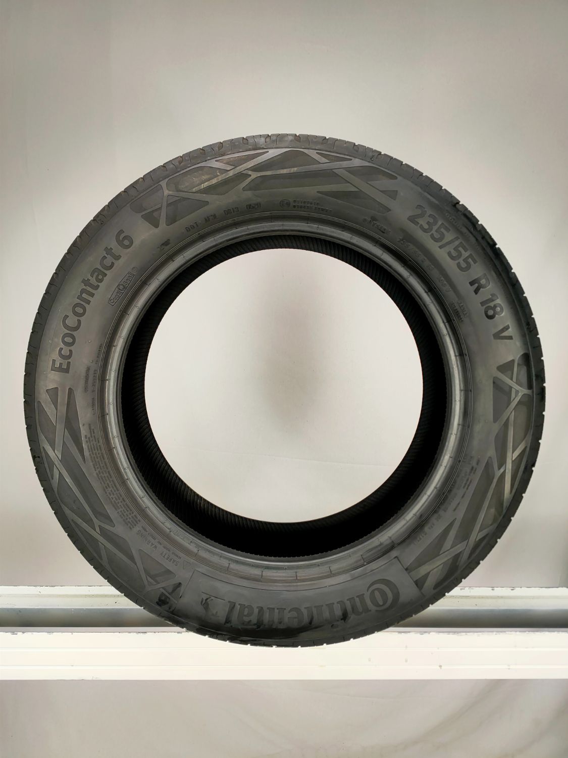 Opony 235/55R18 lato 235/55/18 CONTINENTAL (4x4/SUV) OO13446