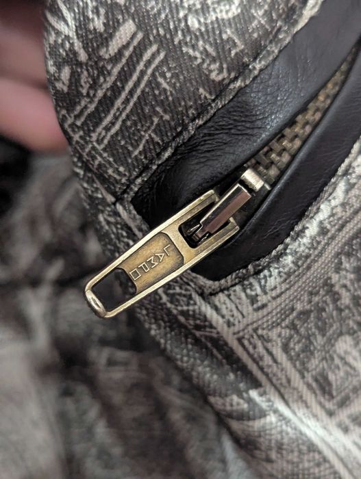 Вінтажна італійська шкіряна куртка VINCI, 100% натуральна шкіра.