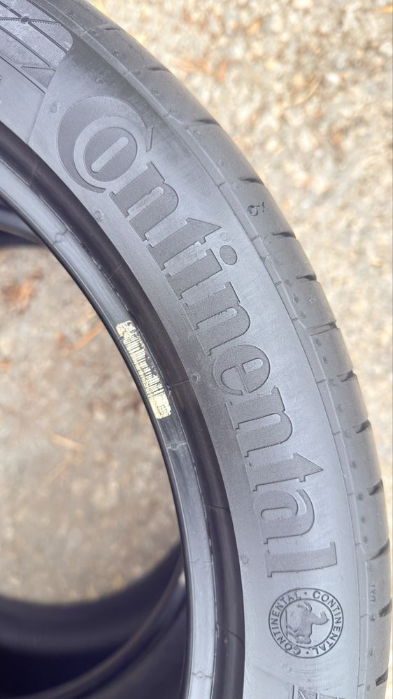 Pneus 235/40r18 Continental ContiSportContact5 com 70% piso