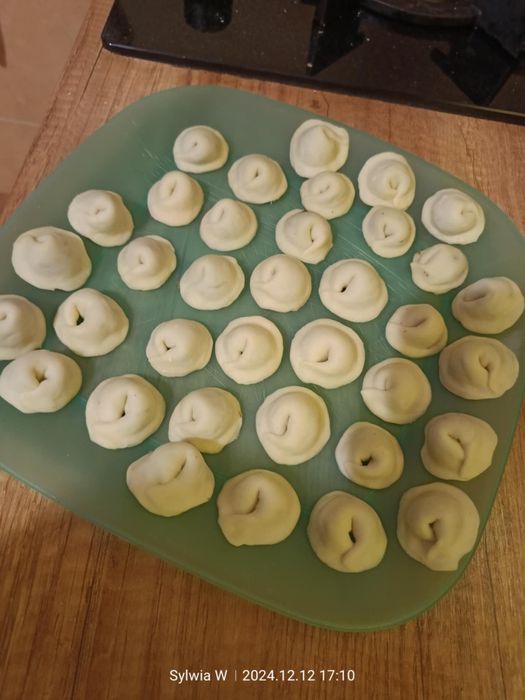 Pierogi domowe z kapustą i grzybami