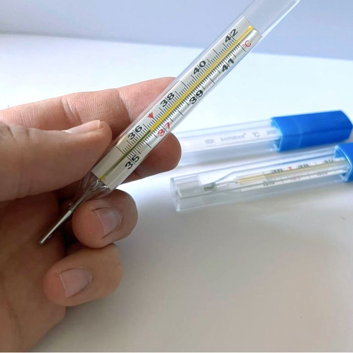 Ртутний термометр градусник медичний скляний у футлярі 140грн. Купити