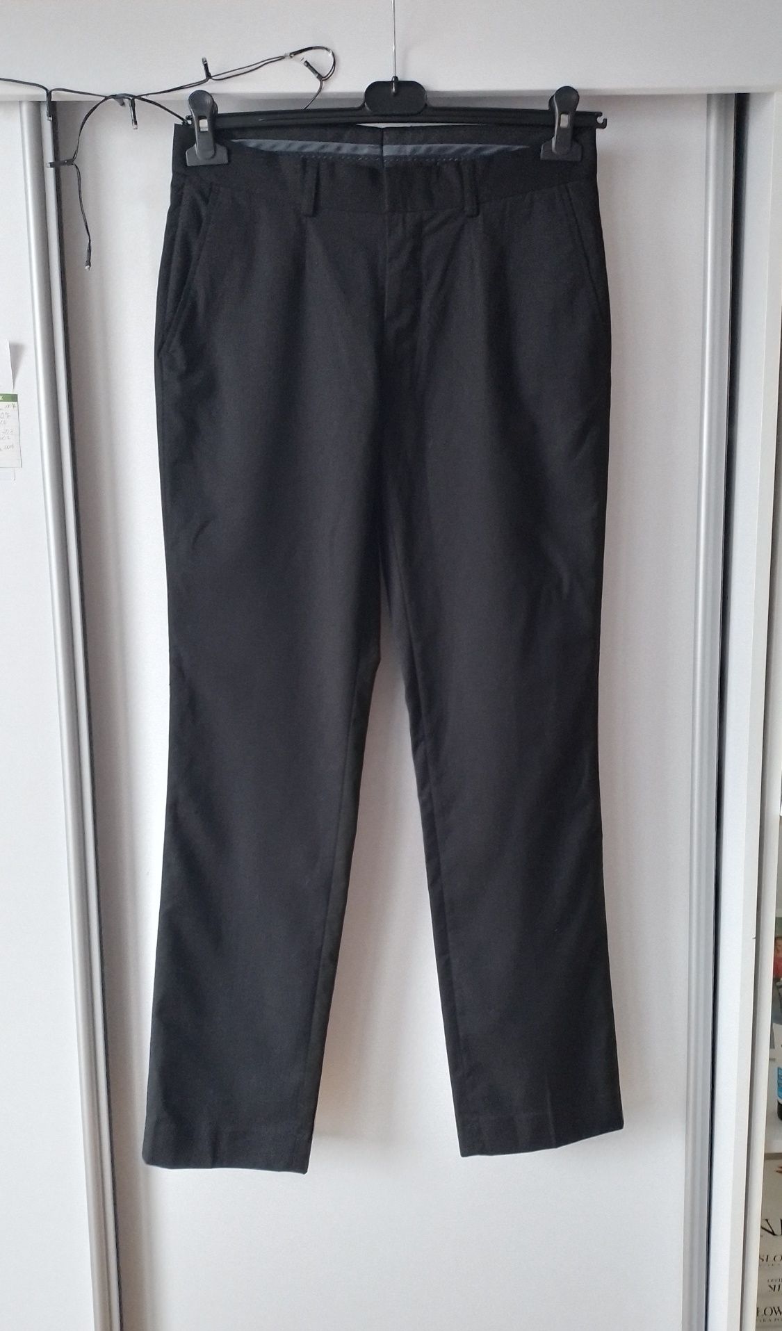Czarne spodnie materiałowe męskie H&M rozm.XL