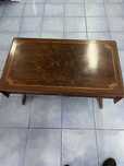 Mesa de sala pequena