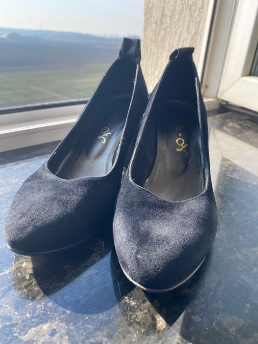 Туфлі жіночі замшеві, 38 розмір, 24 см устілка