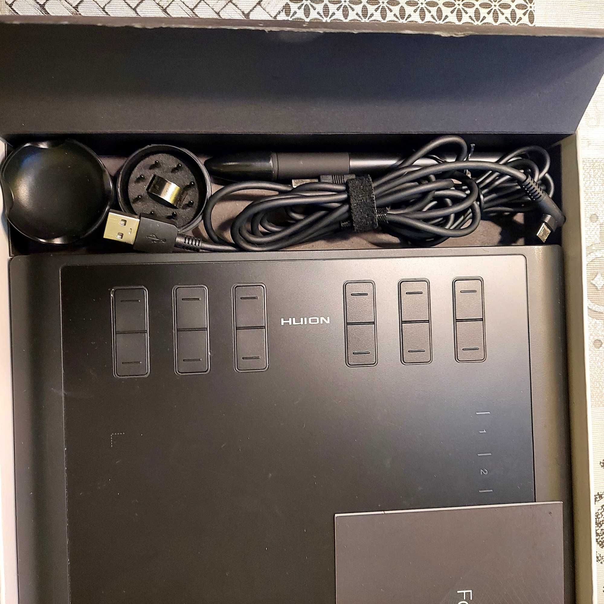 Tablet HUION model NEW 1060PLUS (cały komplet z piórkiem)
