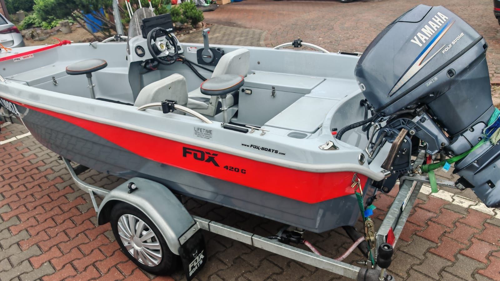 Łódź Riverfox 420C