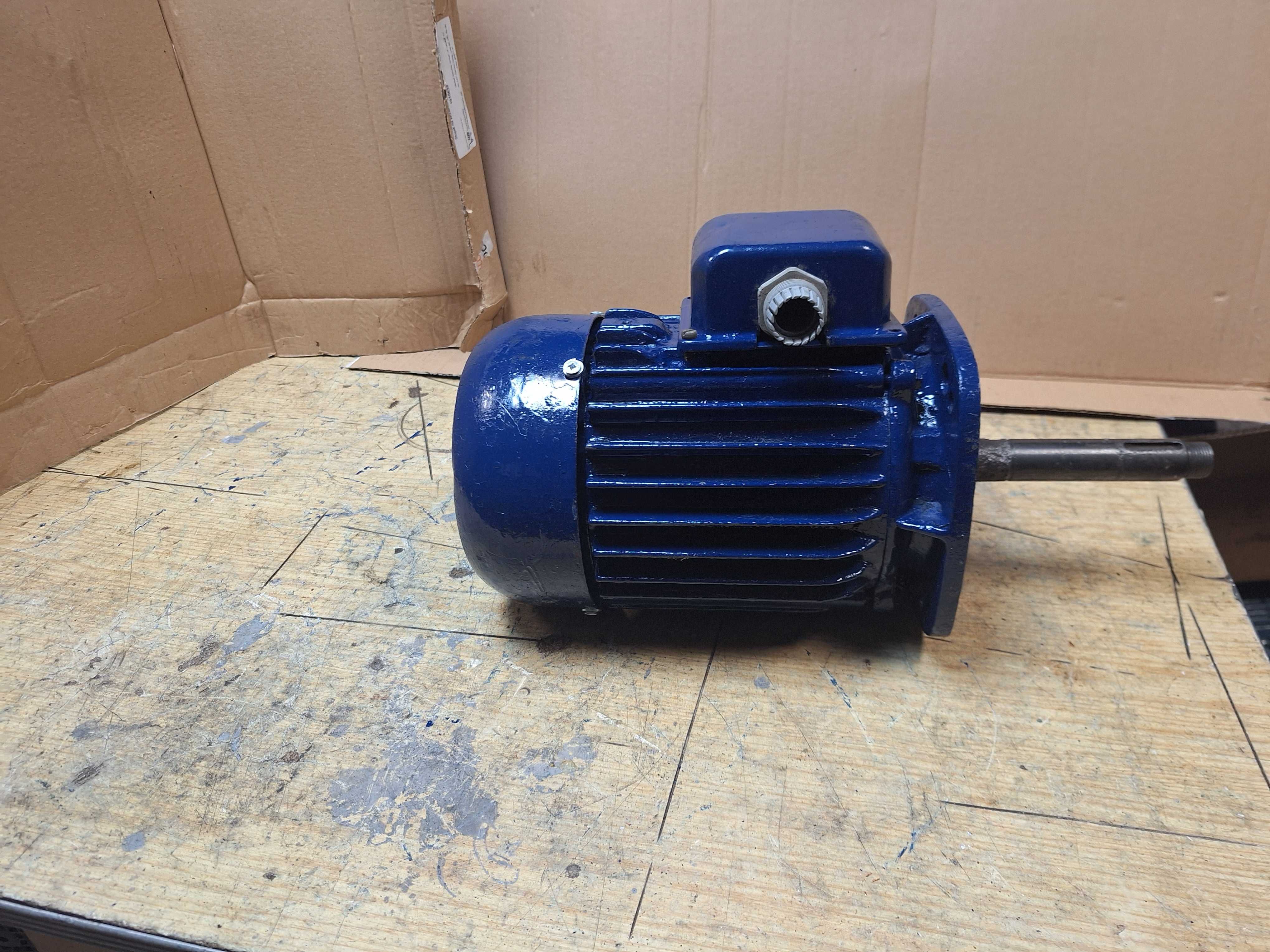 Silnik elektryczny 0,8KW 380V 1400 obrotów