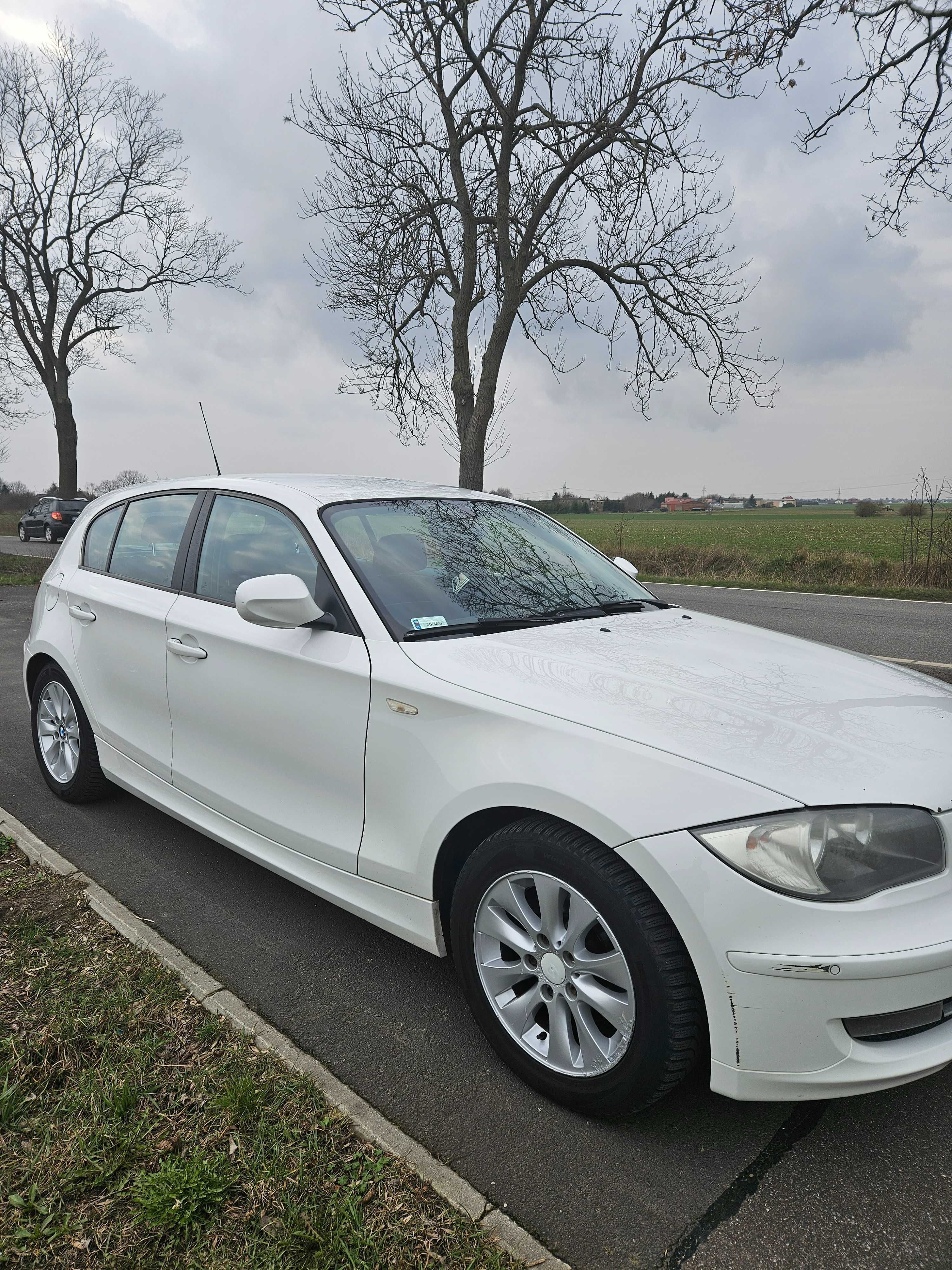 BMW 118I 1.8D Biała, Automat