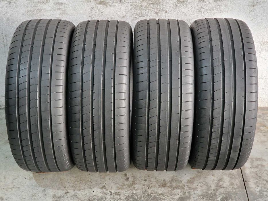 4 Pneus GOODYEAR Semi Novos 225/45R17