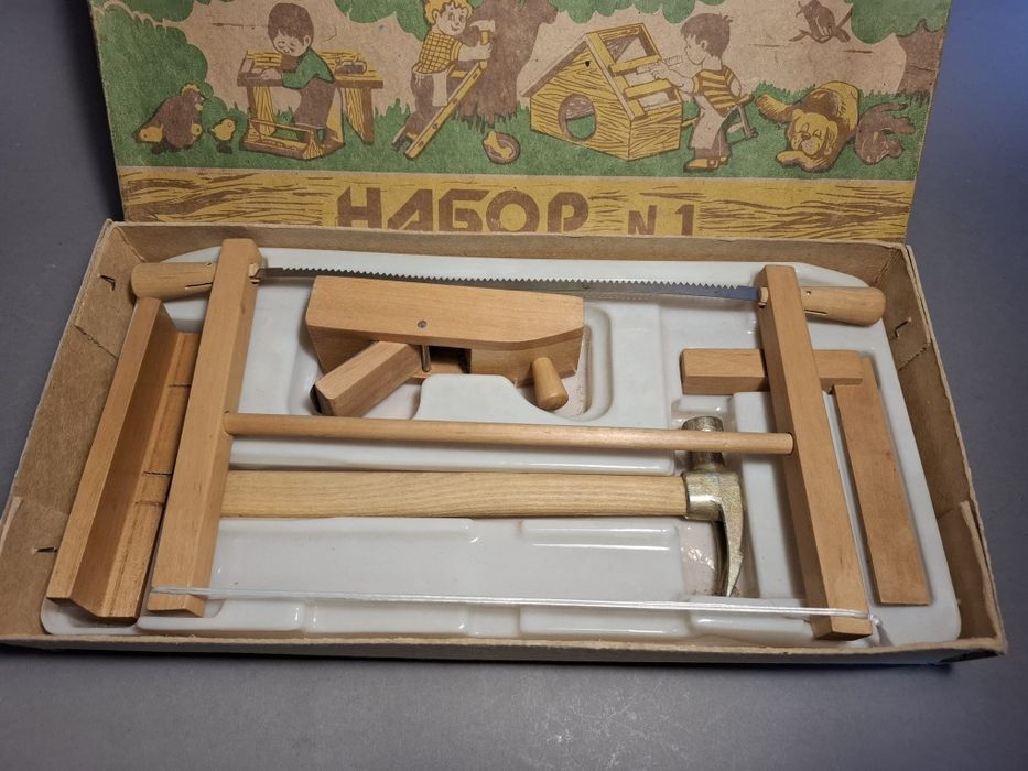 Zabawka zestaw stolarza prl