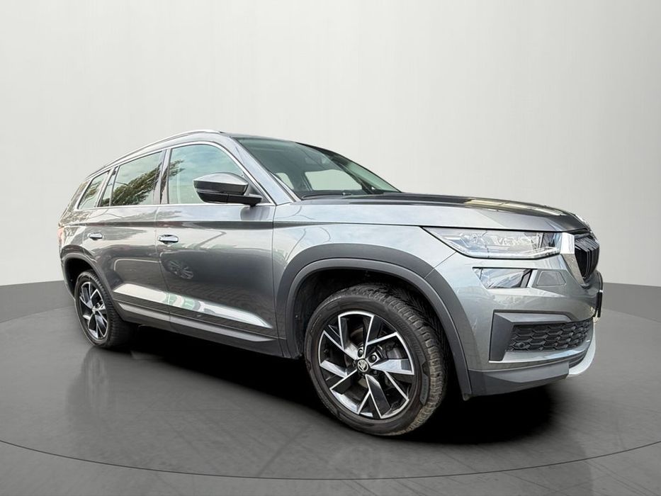 Skoda Kodiaq Wersja 7 osobowa - ACC 210/h - Virutal - Kamera - DSG - Leasing