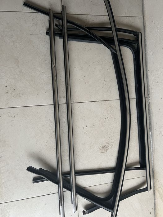 Прода Молдинг хром ліві Tuguan 2