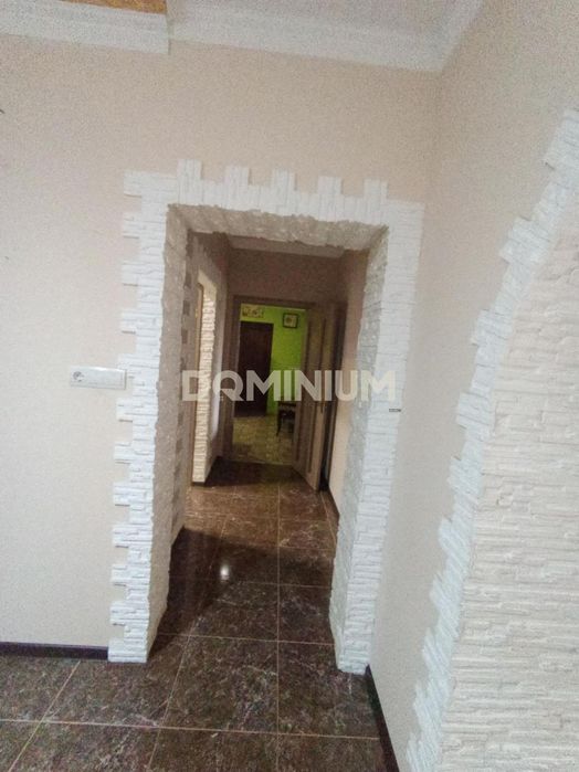 Доглянутий будинок з ремонтом, с. Неветленфолу