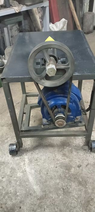 Łuparka elektryczna do drewna