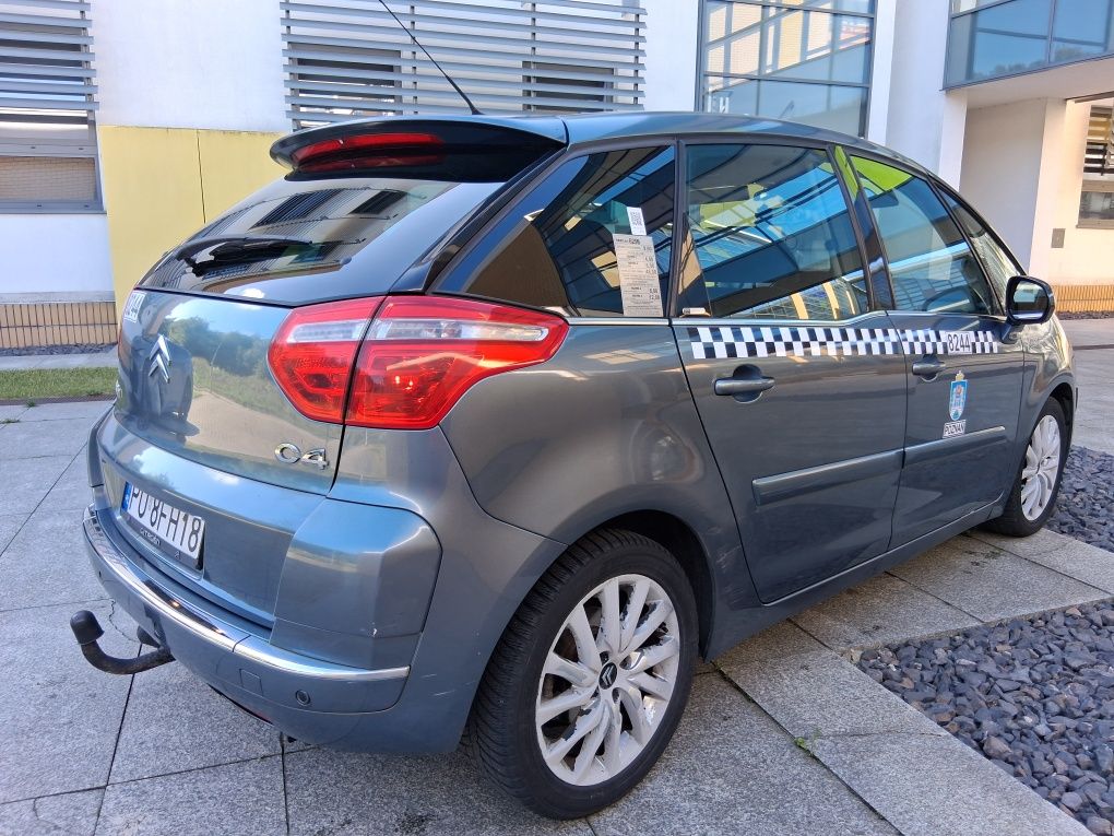 Citroen C4 Picasso 2008 rok 2 l diesel