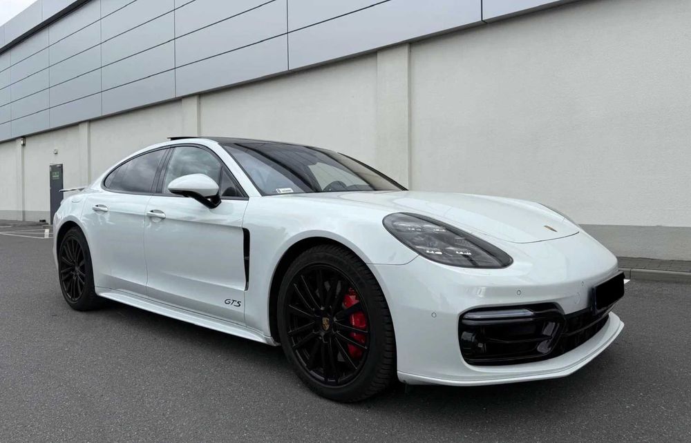 Porsche Panamera GTS 2019