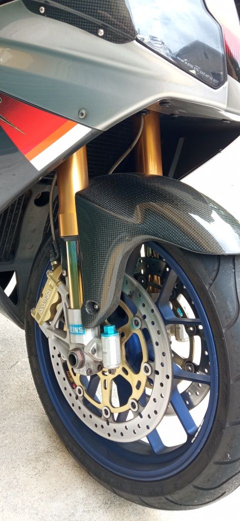 Aprilia rsv 1000r factory gen2