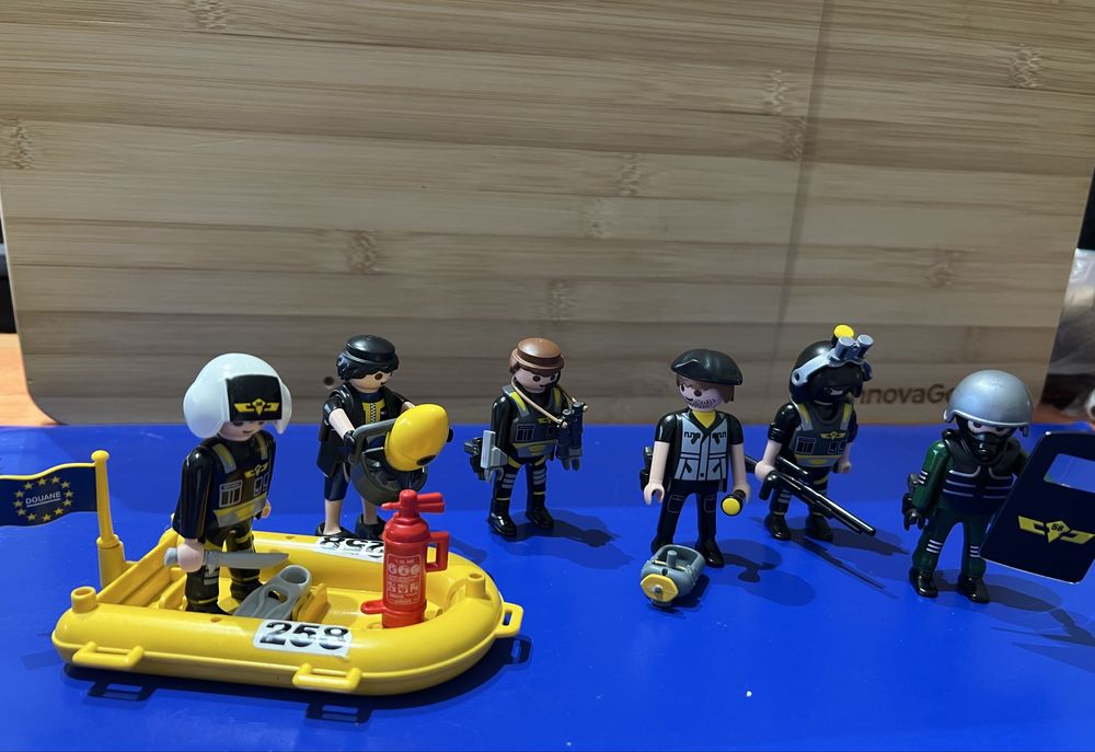 Conjuntos Playmobil - spy agents / agentes secretos / polícias