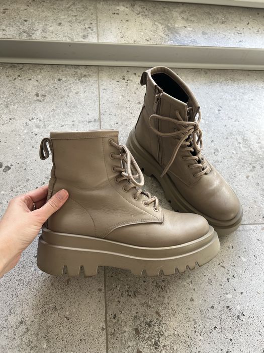 Черевики / черевики бежеві