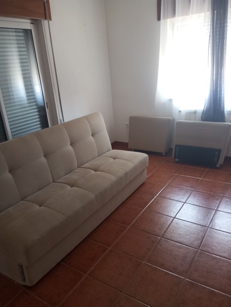 Sofá cama com Baú