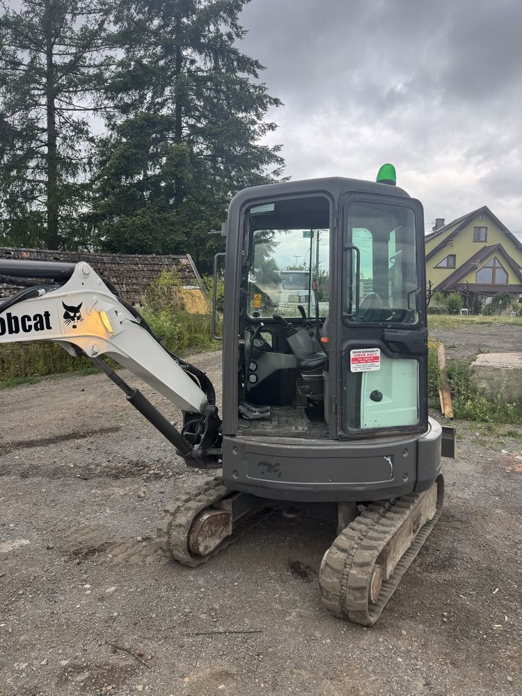 Mini koparka bobcat E 25 EM 2.5 tony kubota jcb 8014 cat 3 tony