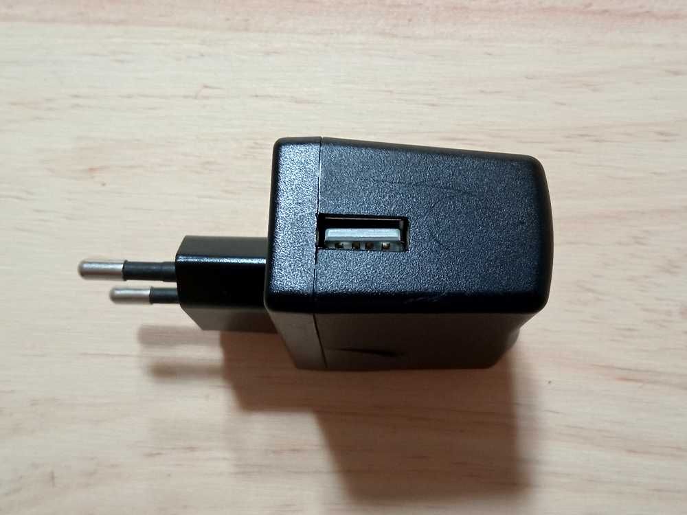 Carregador Para Telemóvel - Huawei HS-050040E7