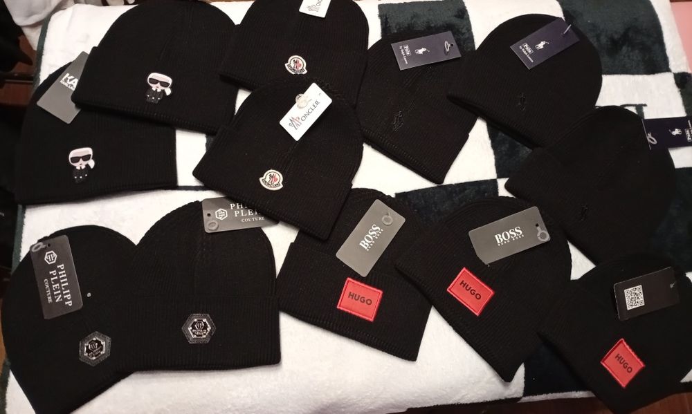 Czapki damskie i męskie