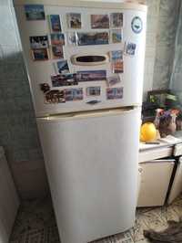 Холодильник Rainford no-frost (нерабочий)