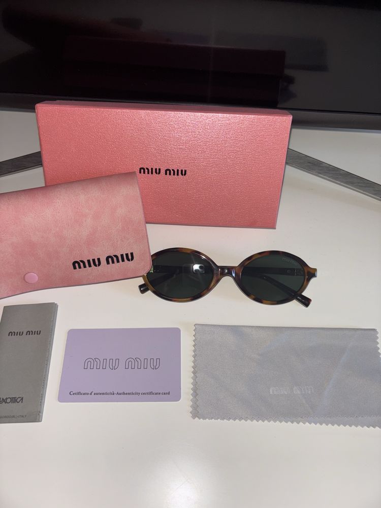 Oculos Miu Miu - como novos
