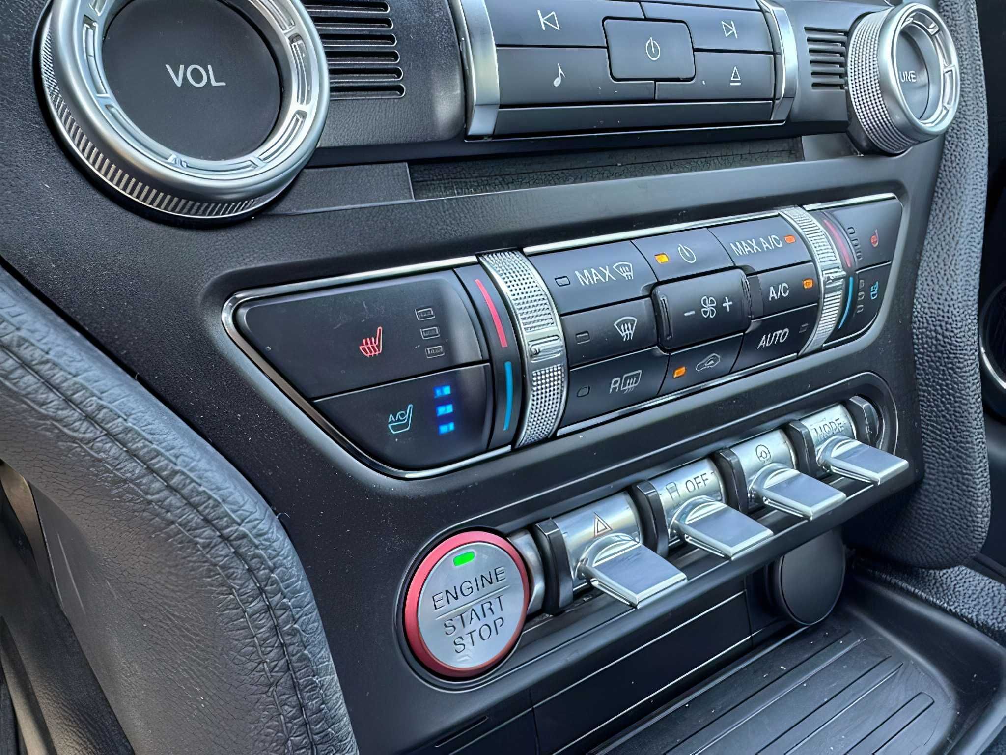 2018 Ford Mustang EcoBoost