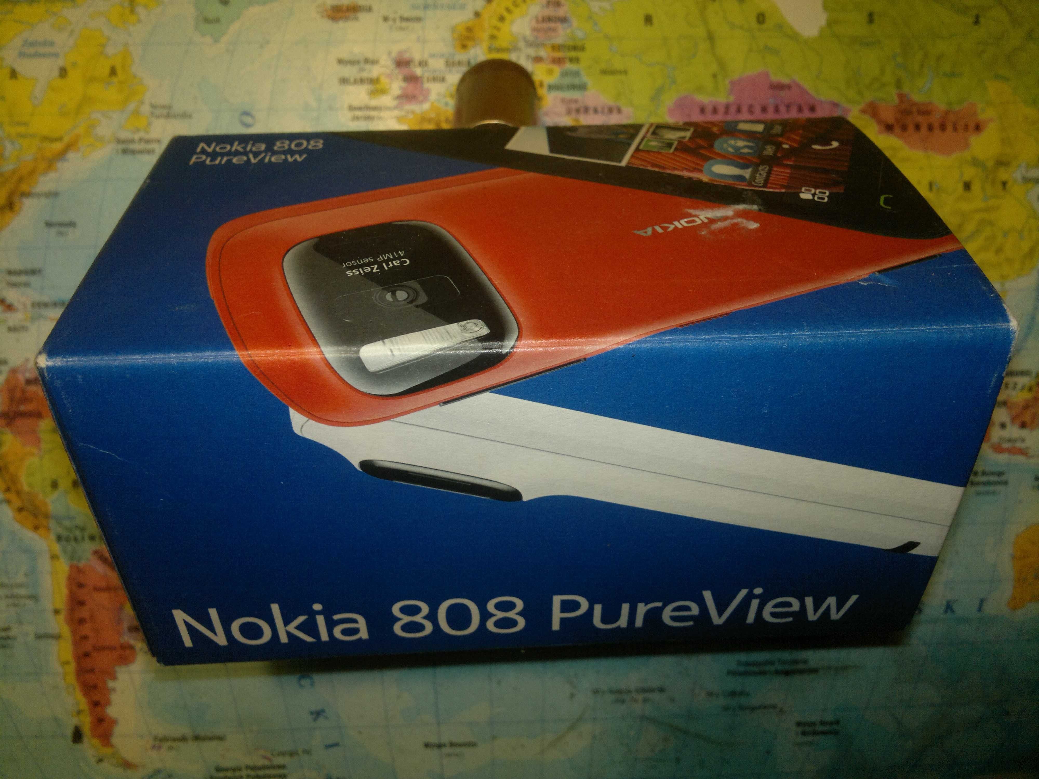 NOKIA 808 PureView z oryginalnym  pudełkiem