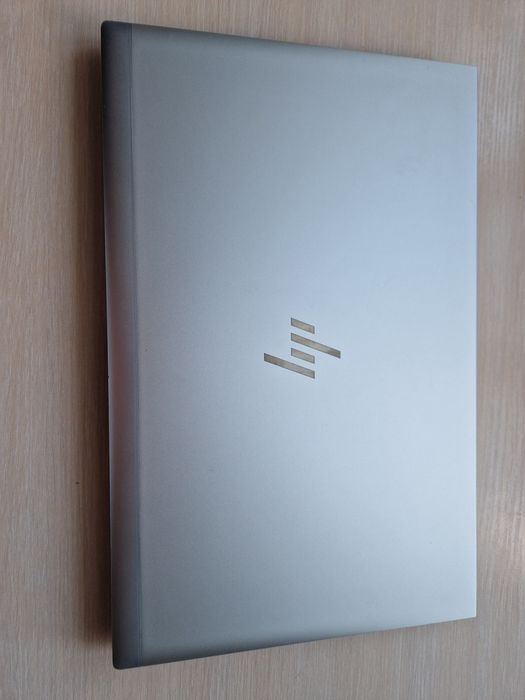 HP Elitebook G7 I5-10210U 850 16GB 512GB Bang Olufsen