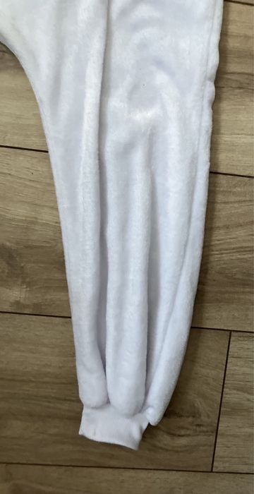 Unikatowy kombinezon (piżama) jednorożca, rozmiar uniwersalny z Sinsay