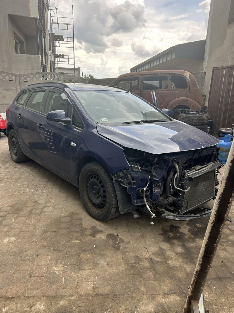Піддон масляний Opel Astra Mokka Insignia 1.6 CDTI 55573785.