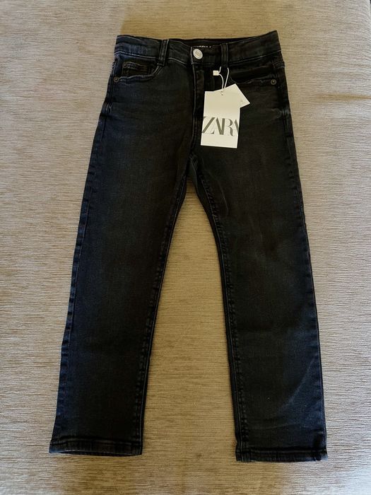 Джинсы ZARA новые с биркой