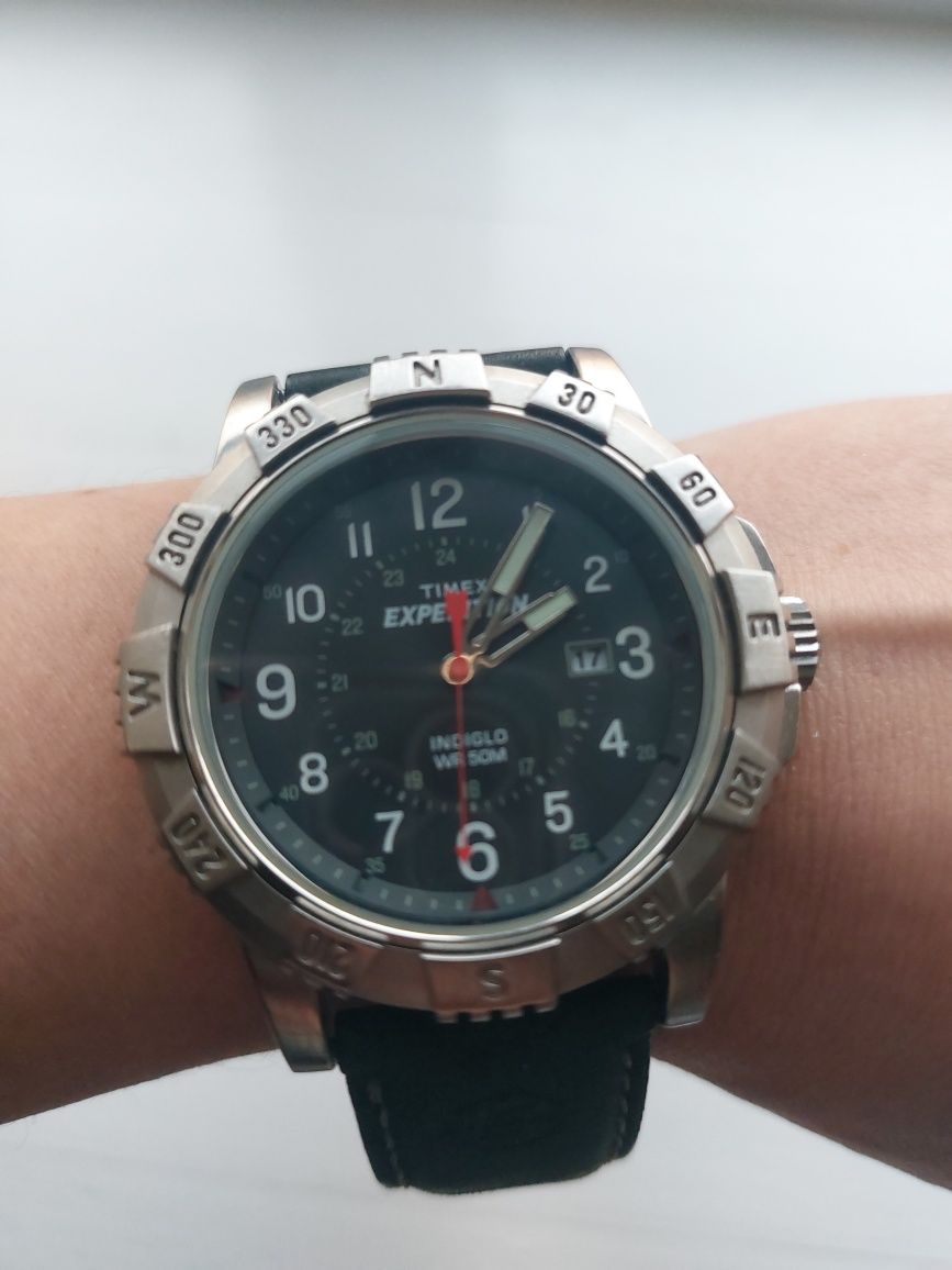 Годиник чоловічий. "Timex"