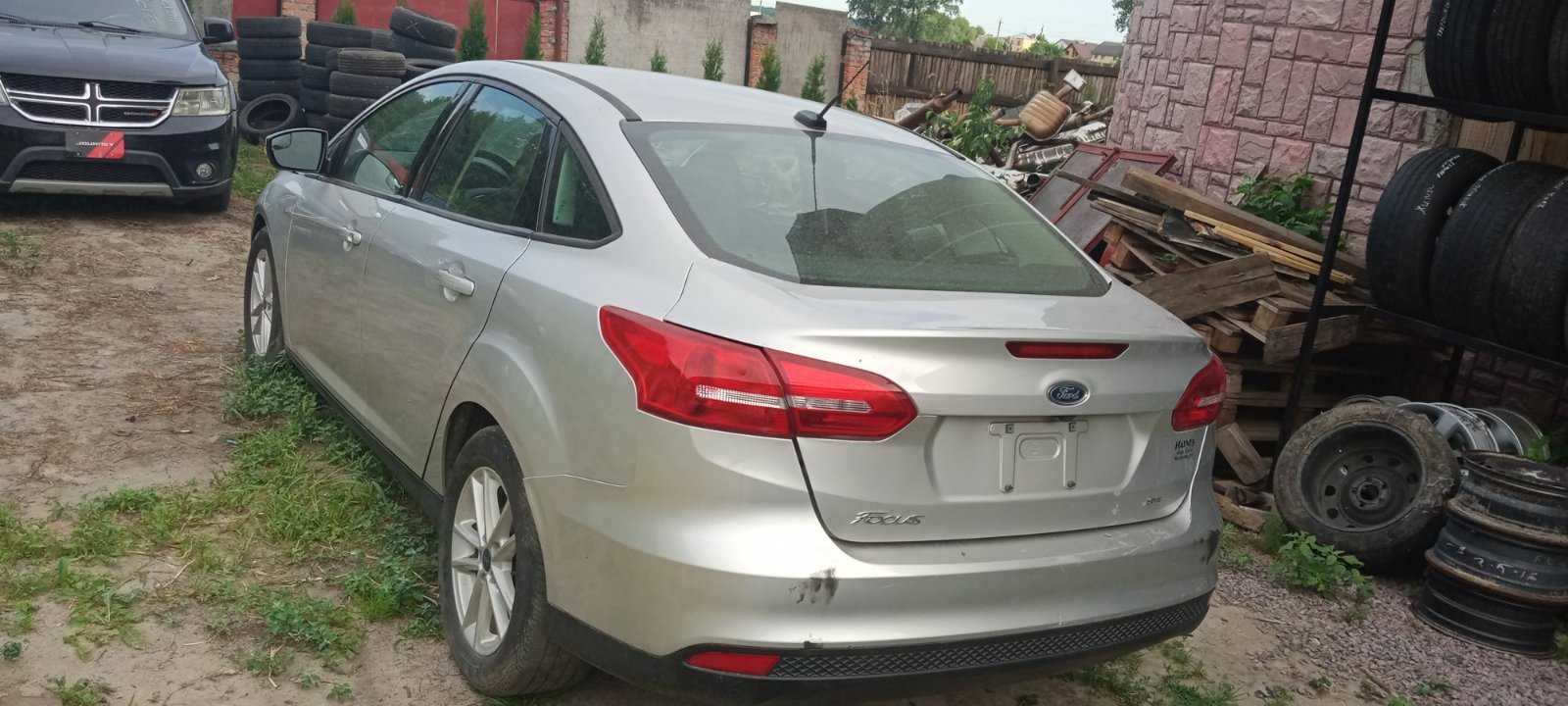 Разборка запчасти шрот Ford Focus Se 2017 год 2.0 бензин америка