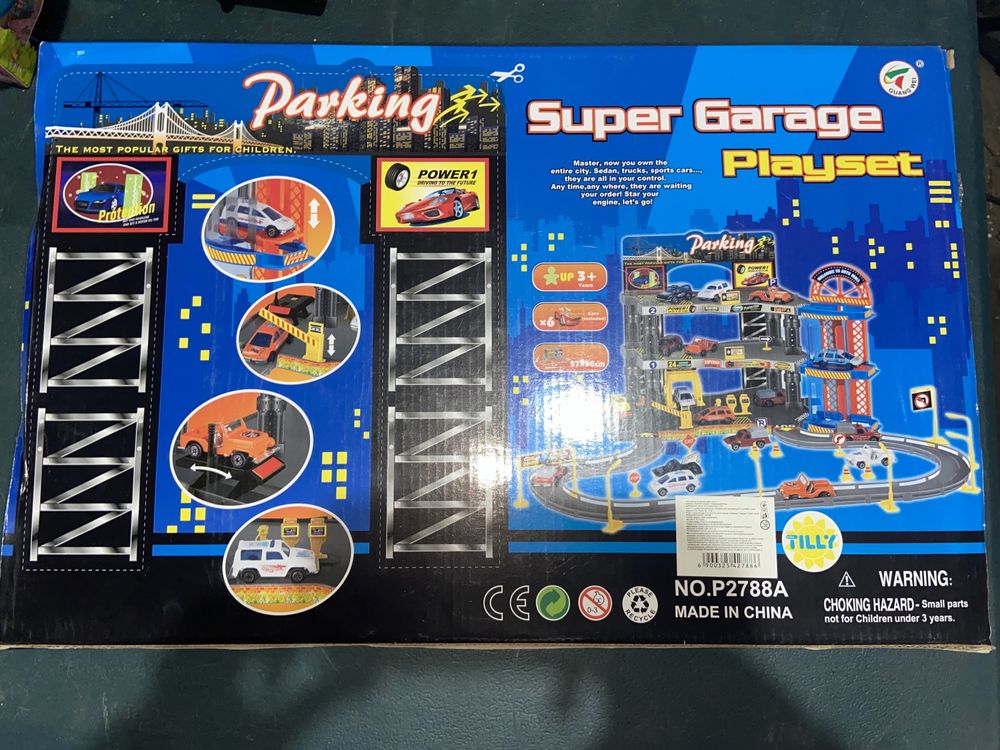 Игровой  набор Dave Toy City Parking Парковка с лифтом и треком