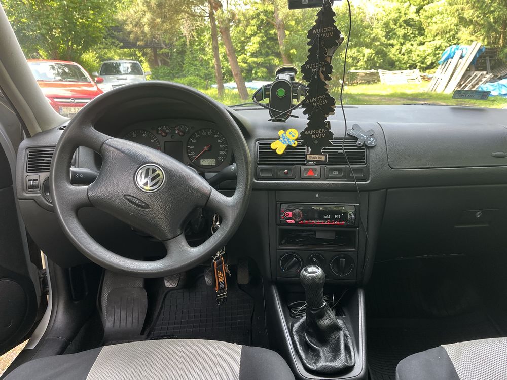 Golf 4  1.4 16v.