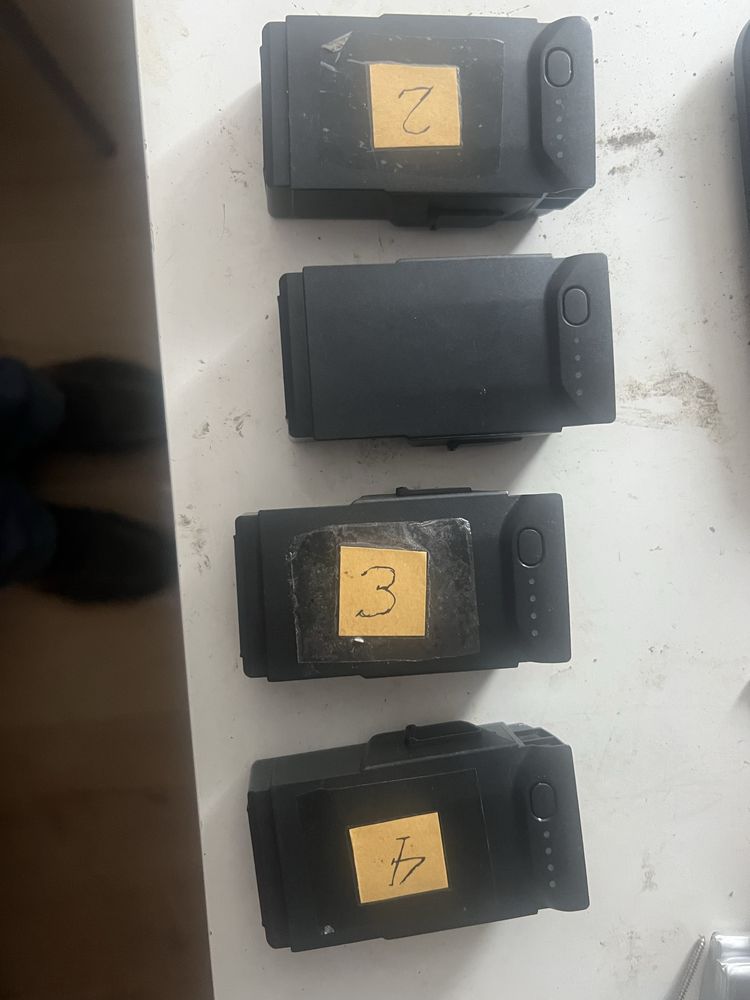 Dji mavic air 1  baterie 20 do 30 cykli