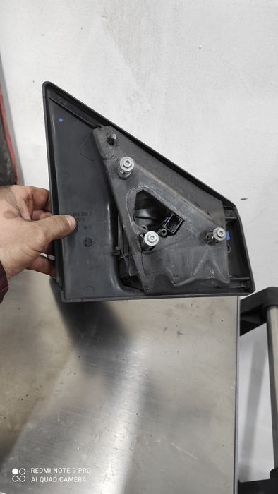 Renault Clio III lusterko prawe TEB66